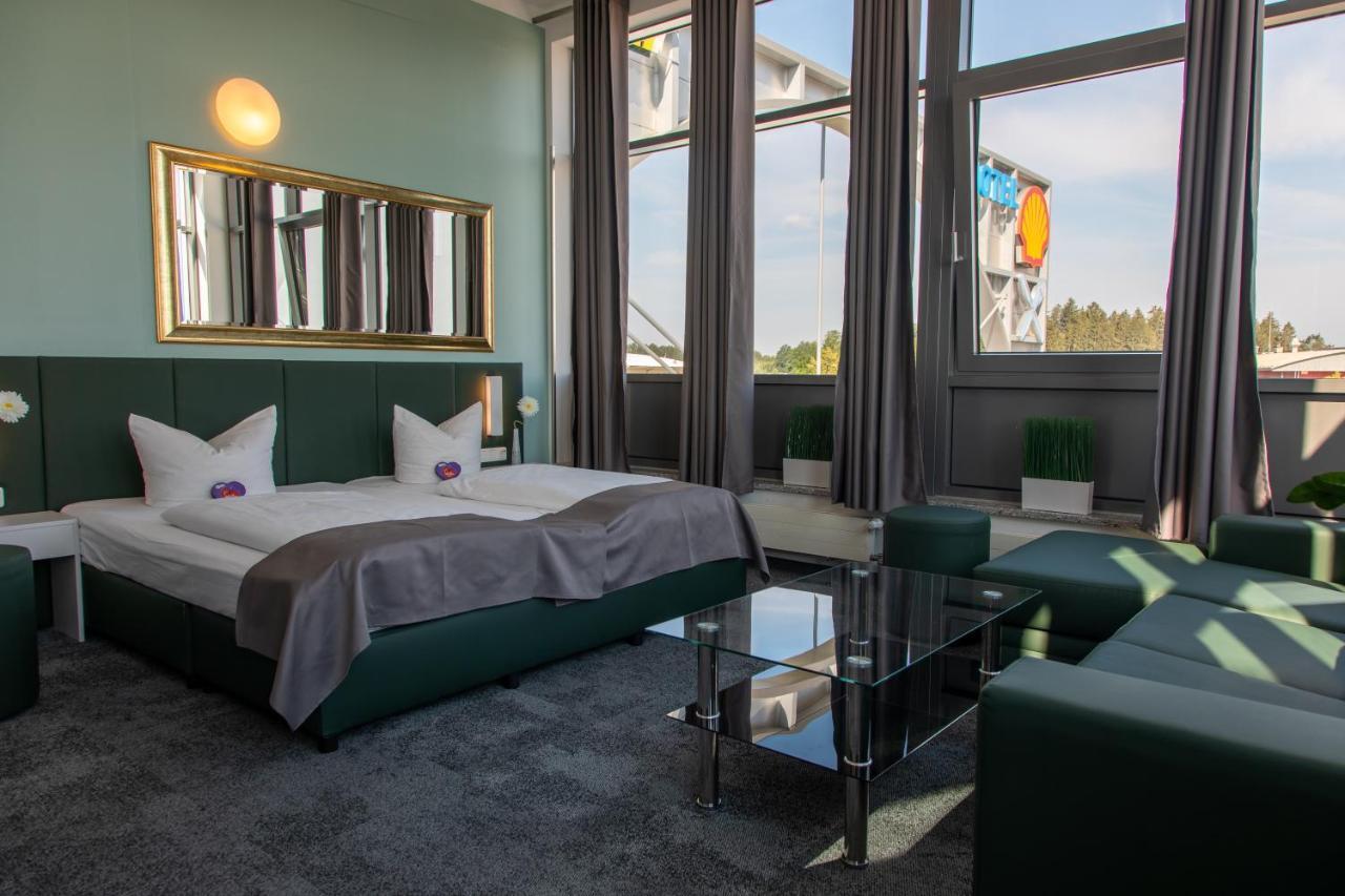 Auszeit Das Hotel Schweitenkirchen Exteriör bild
